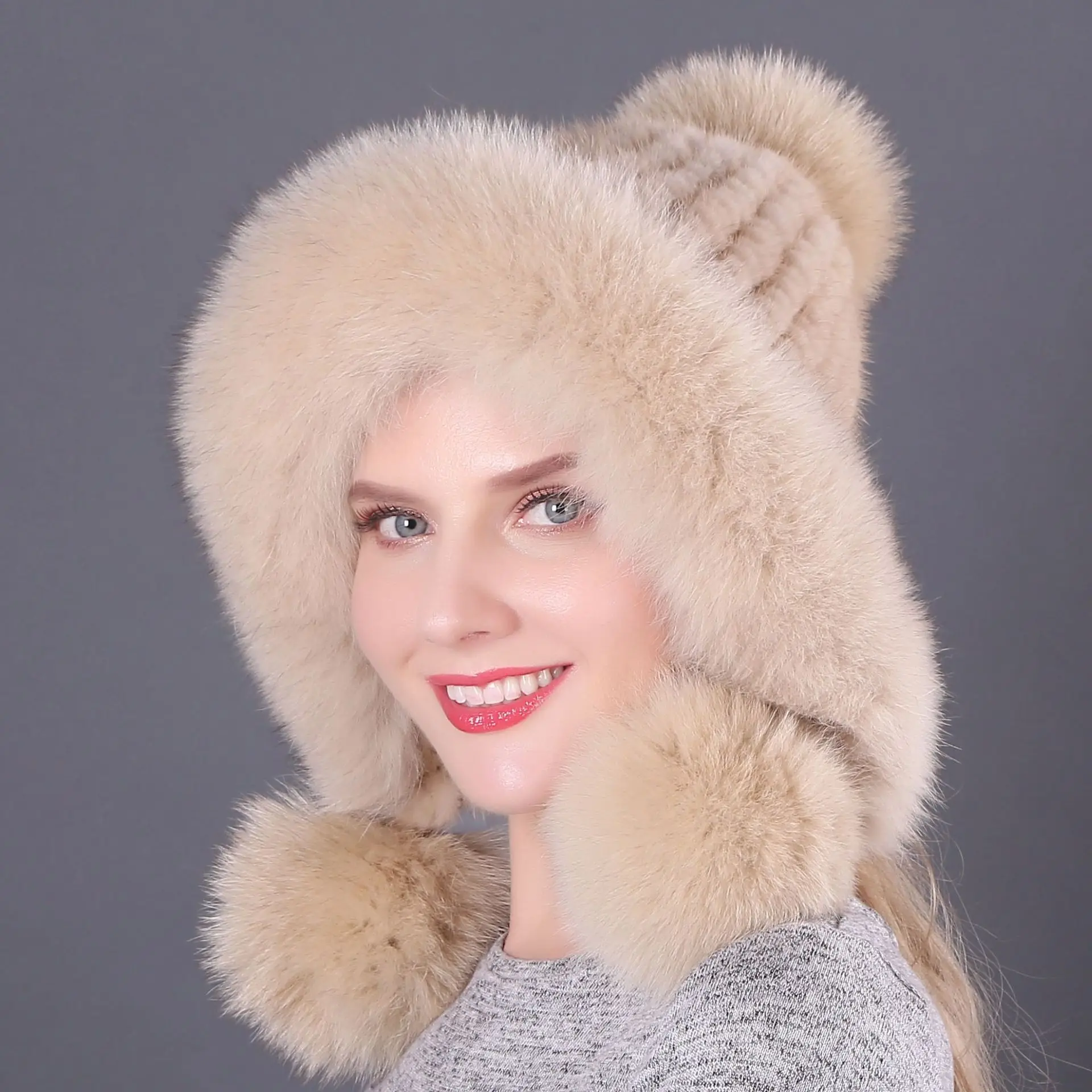 Wholesale Fashion Real Lady Winter Fur Hat Natural Fox Fur Ear Cap Leisure Mink Fur hat