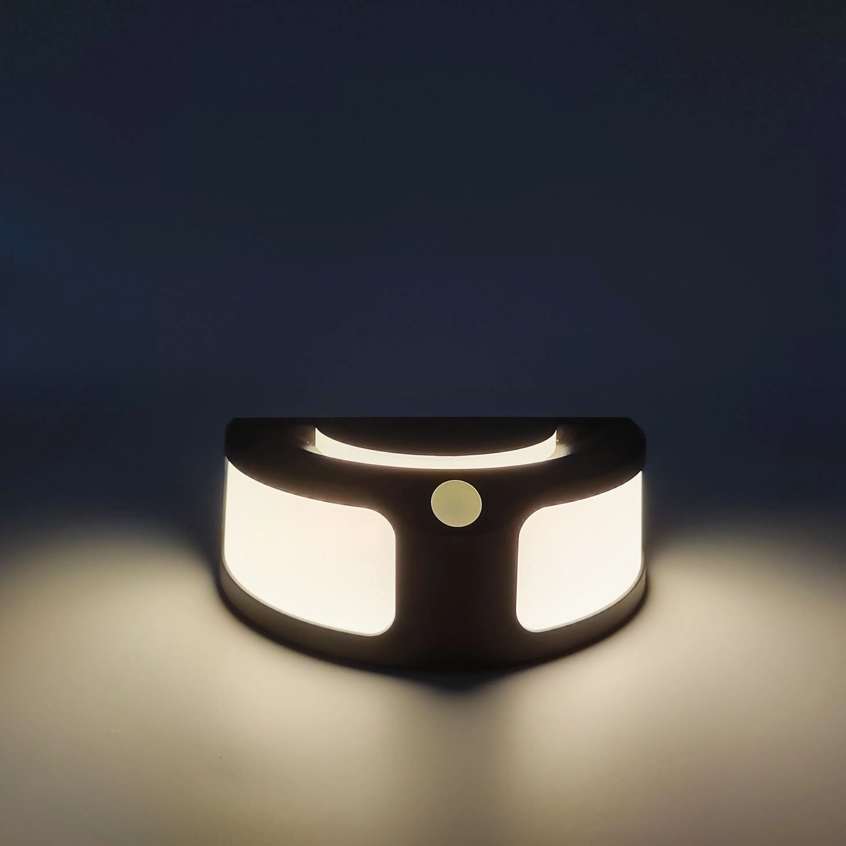 Hot Selling Outdoor street Night Light power  Waterproof IP54 20 LED PIR  Solar Motion Sensor Wall Light