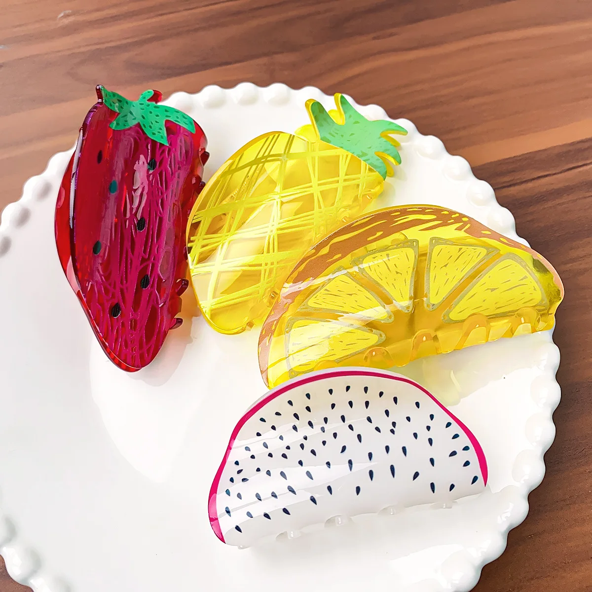 Newest Design Fruits Series Strawberry Hair Claws Clips For Girls Sweet Acrylic Shark Clip Watermelon Lemon Fruit Hair Claw