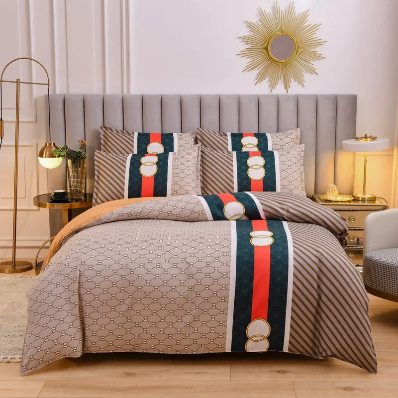Hot Selling Printed Cotton Four-piece Hotel Quilt Bedspreads  3Pcs 4Pcs  bed sheet set Bedding Sets