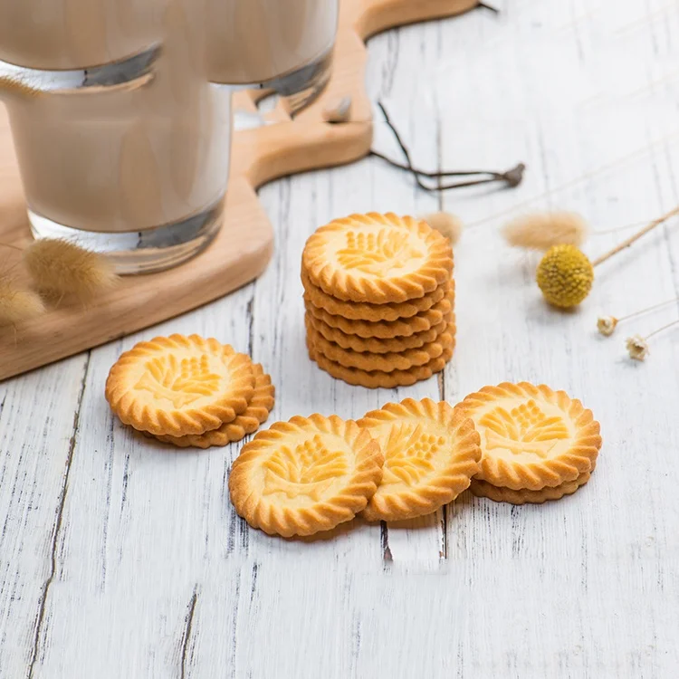 Manufacturer wholesale cheap evergreen onion crispy biscuit manufacturer