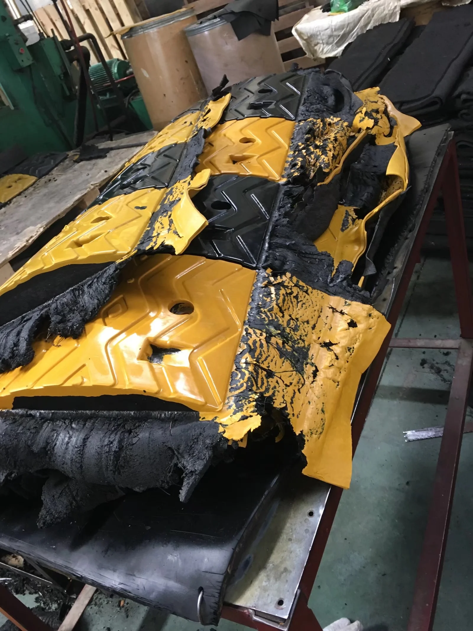 2025 hot sale rubber speed bumps for sale 350*500*50 mm bump stop rubber Zhejiang manufacture bump stop