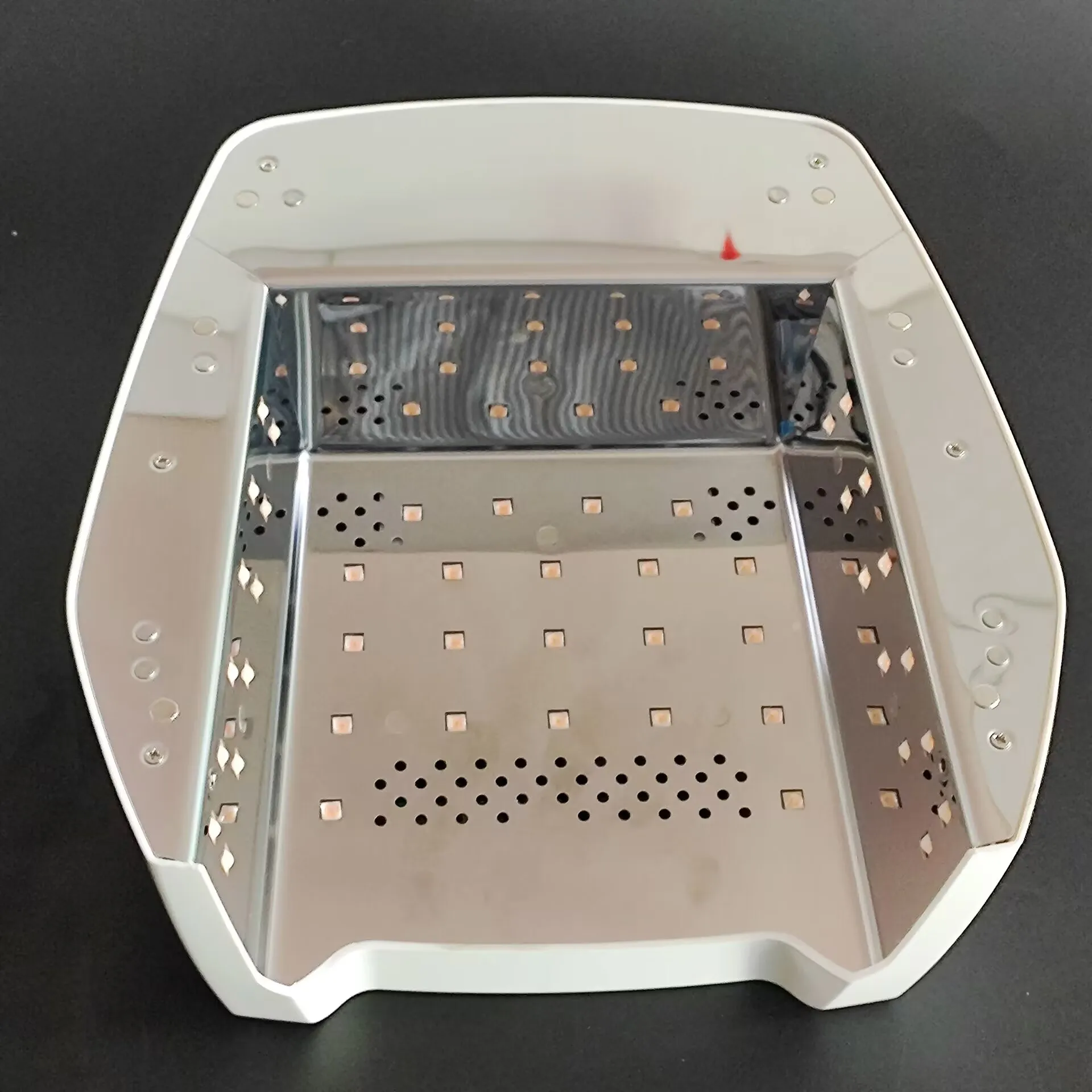 Strong Quality Rechargeable Battery Nail Drying Lamp Fast Curing UV Gel Nail Led Lamp Professional Steel Bottom Nail Art Lamp