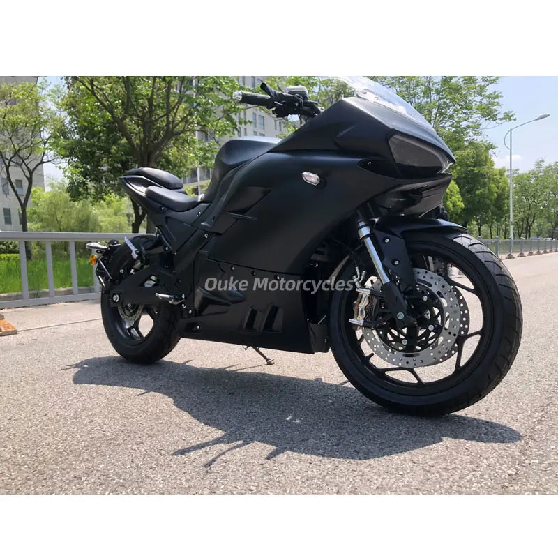 The enhanced version of the 4000 watt motor is an electric motorcycle suitable for high-speed driving for various travels