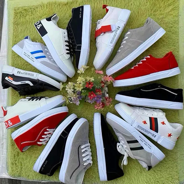 
China supplier direct sales inventory wholesale fashion shoes men fashion sneakers 