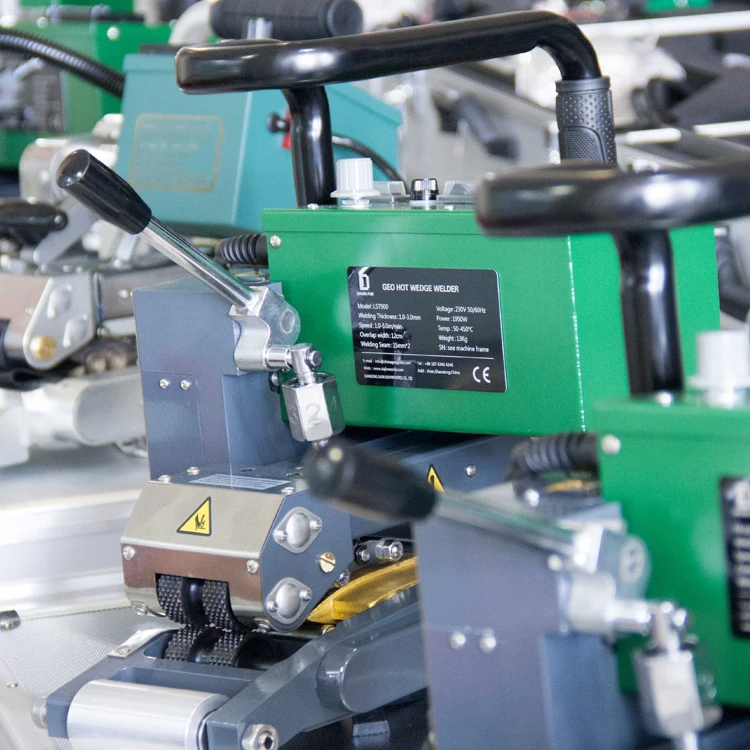 Cheap Price Geo-membrane Overlap Hot Wedge Welder Geomembrane Welding Machine