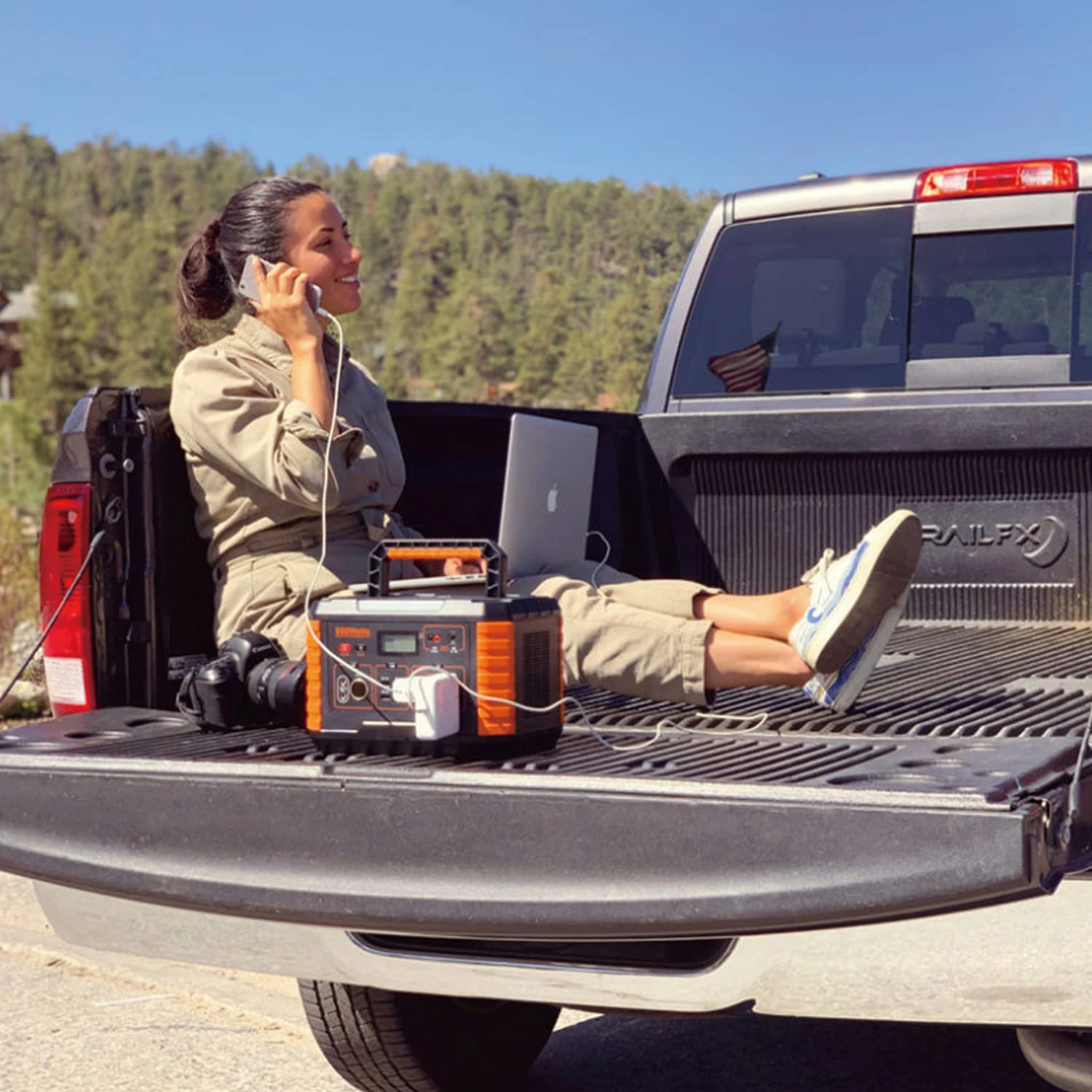 Solar Generator Portable Power Station For Campers, Rvs, Or As An Emergency Backup