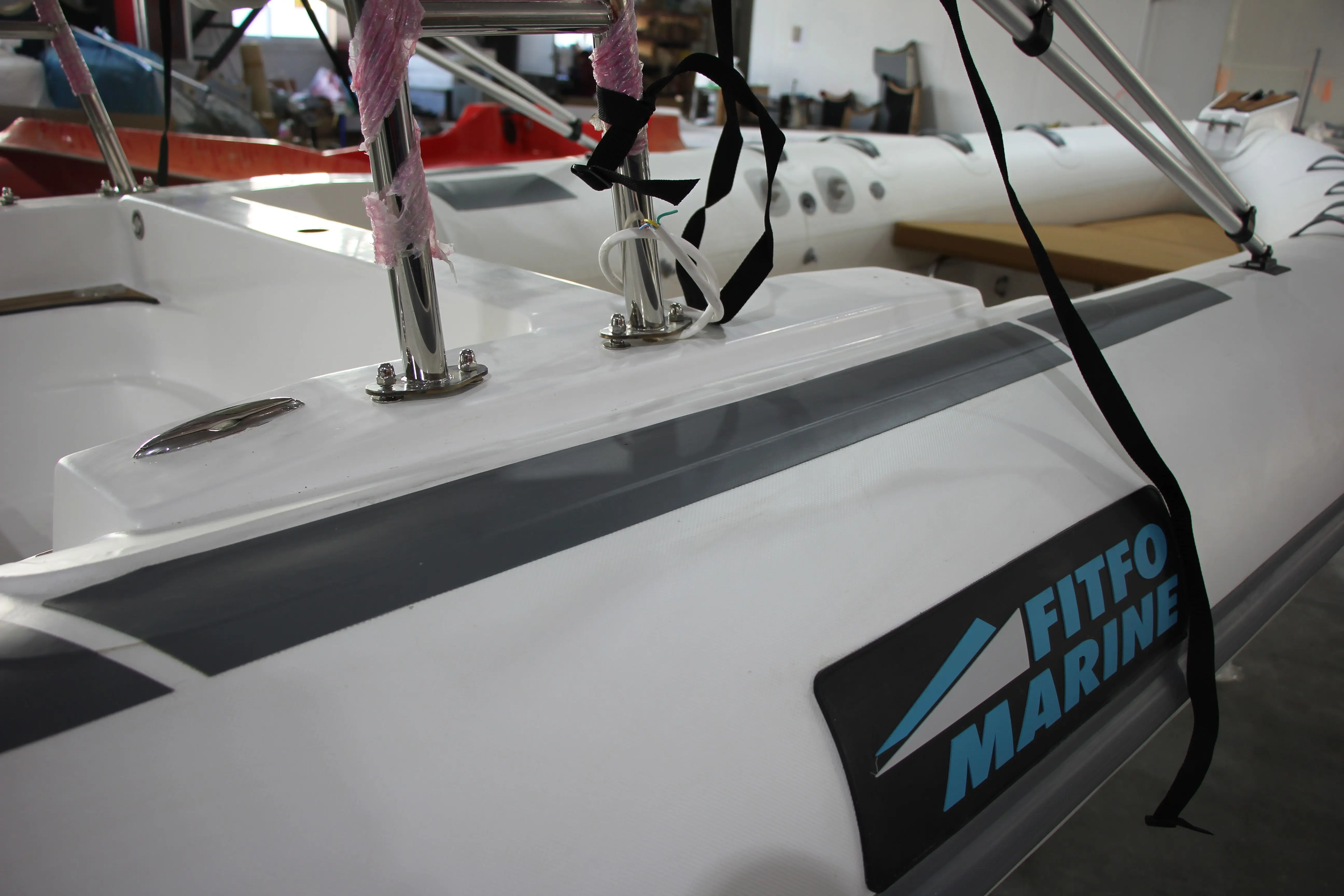PVC/Hypalon Fiberglass Floor Inflatable Rib Boat Outboard Motor Fishing Lake Sports Family Outdoor Power Sailing Boat Engine