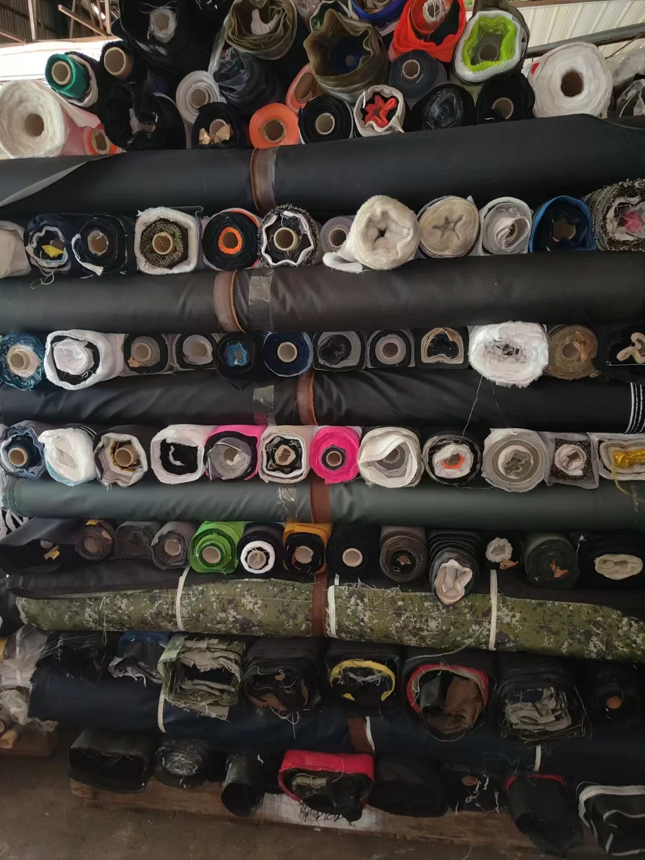 Waterproof Taiwan Stocklot of PU coated Hypora Fabric for Bags