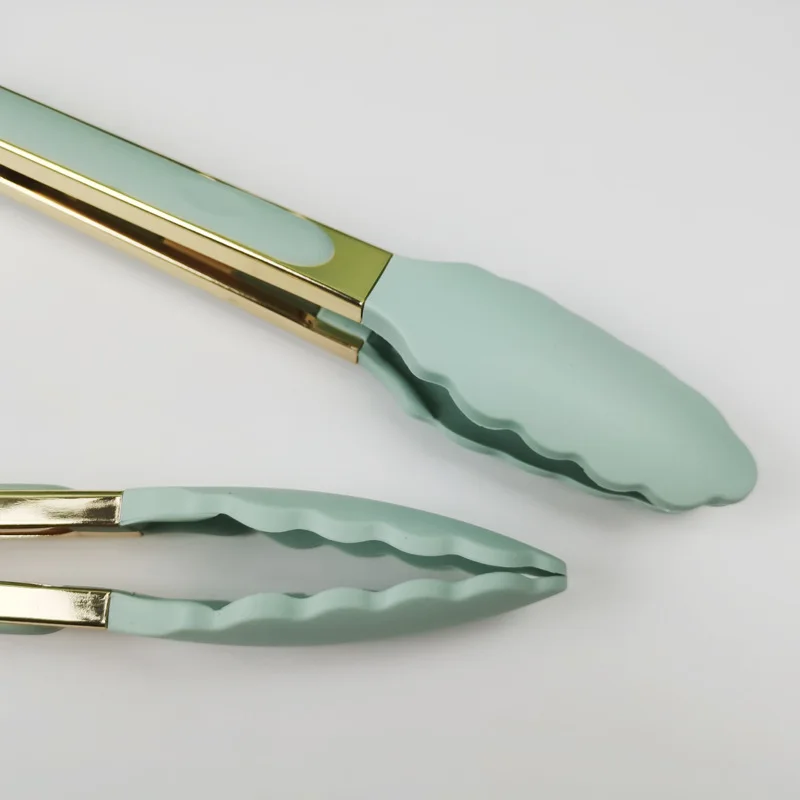 Heat resistant 9 12 inch metal BBQ kitchen serving tongs food grade silicone tips food tongs