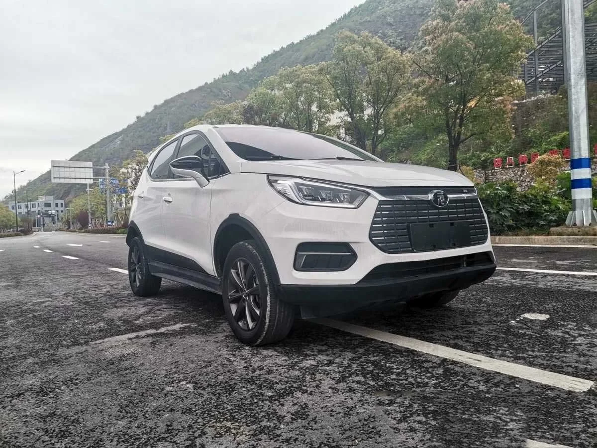 Б/у 2019 BYD Юань Электрический внедорожник NEDC диапазон 410 км только в том случае 1000kms б/у