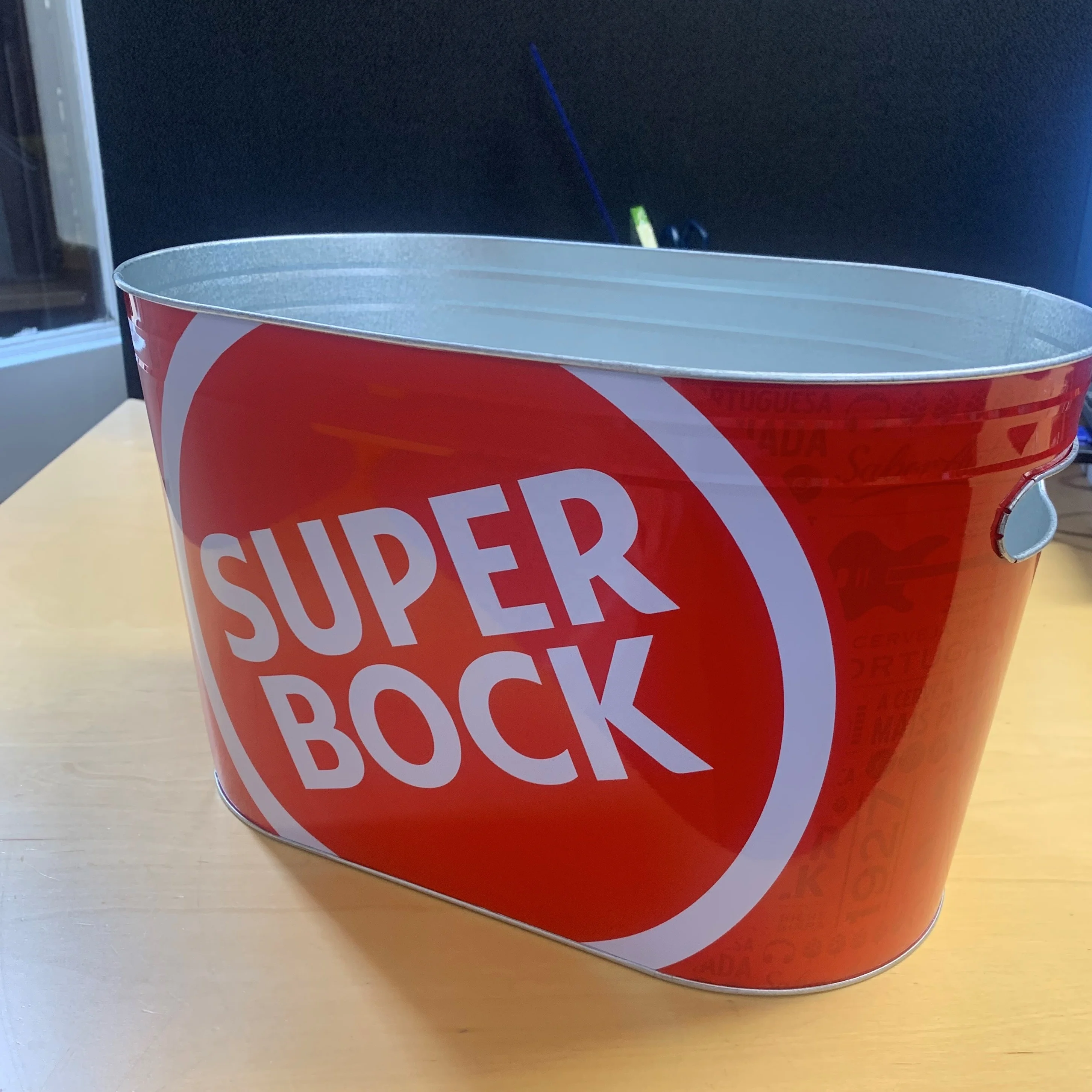 
10L galvanized metal Tin Bucket Beer bucket Ice Bucket Tin Pail with punched handle 