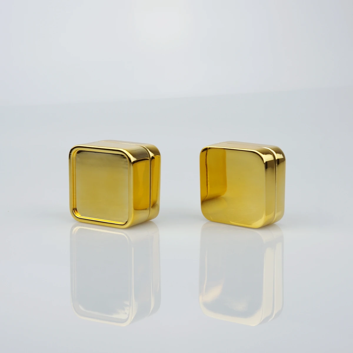 
3ml 5ml mini small glass jar with child proof lid aluminum square Cosmetics Packaging Jar Small Glass Cream Jar 