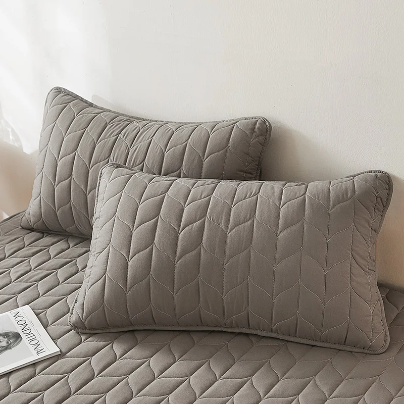Hotwelling Water proof Cheap Bed Fitted Sheet Mattress Protector Quilted Waterproof Mattress Cover Set