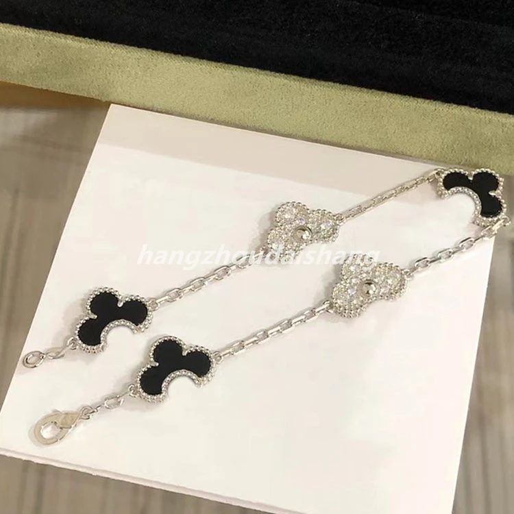 Custom High Version 925 Silver Stainless Steel Jewelry Bangles Four Leaf Clover Bracelet Gold Plated Bangle