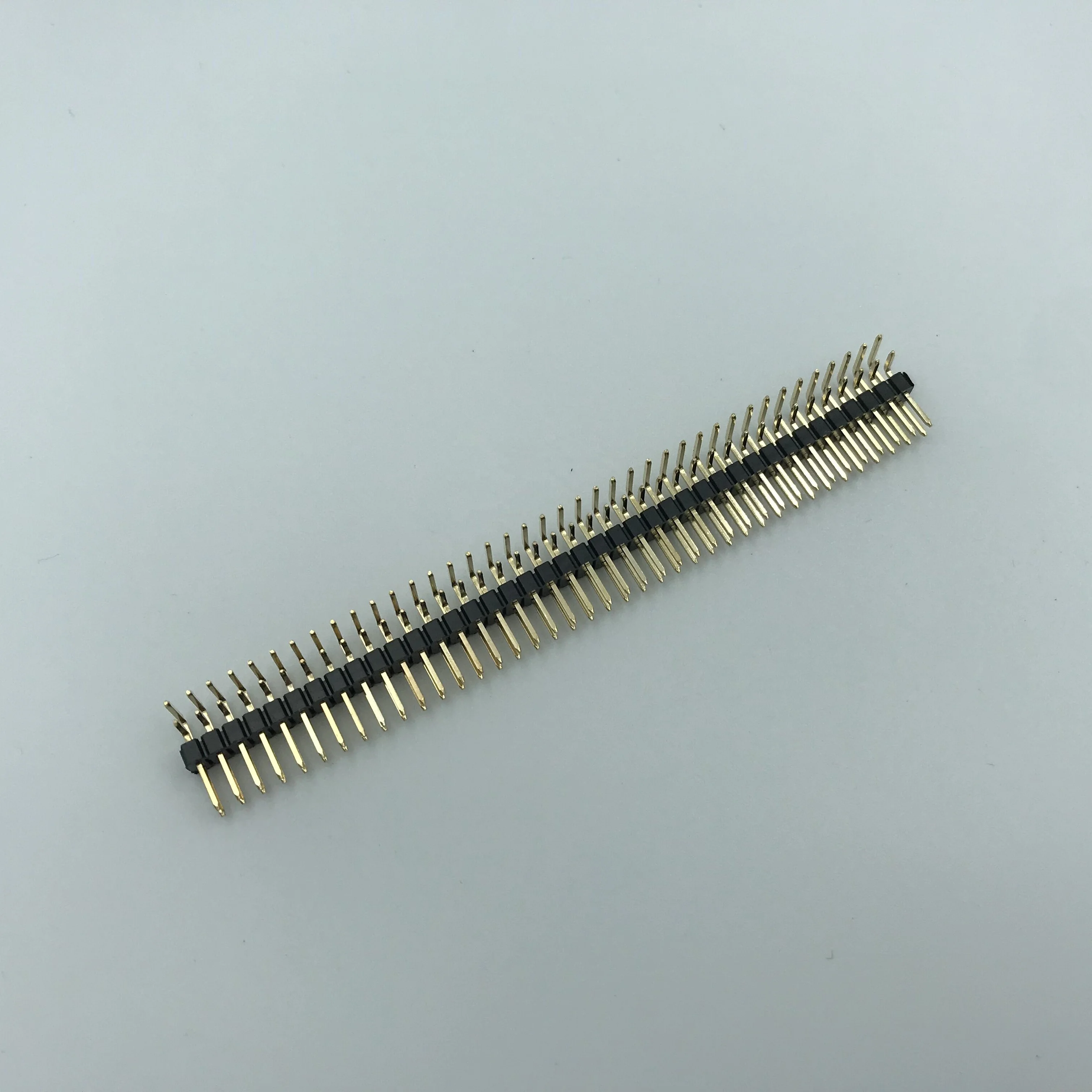 double row 2.54mm spacing 90 degree pin header 2*40 pin type