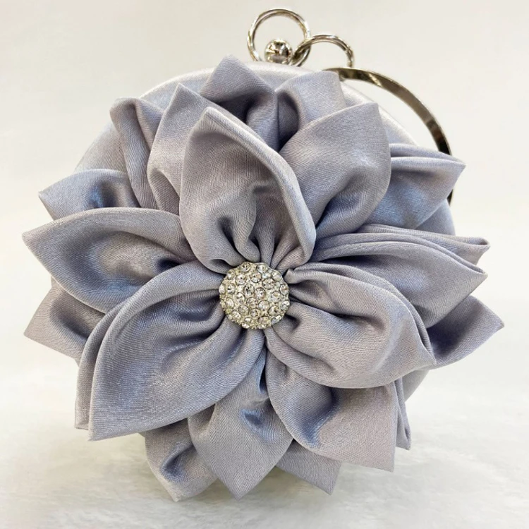 
2021 Rhinestone Chain Diagonal Bag Party Wedding Wallet Cute Clutch Bag Fashion Handbag Flower Evening Bag Handbag Woman 