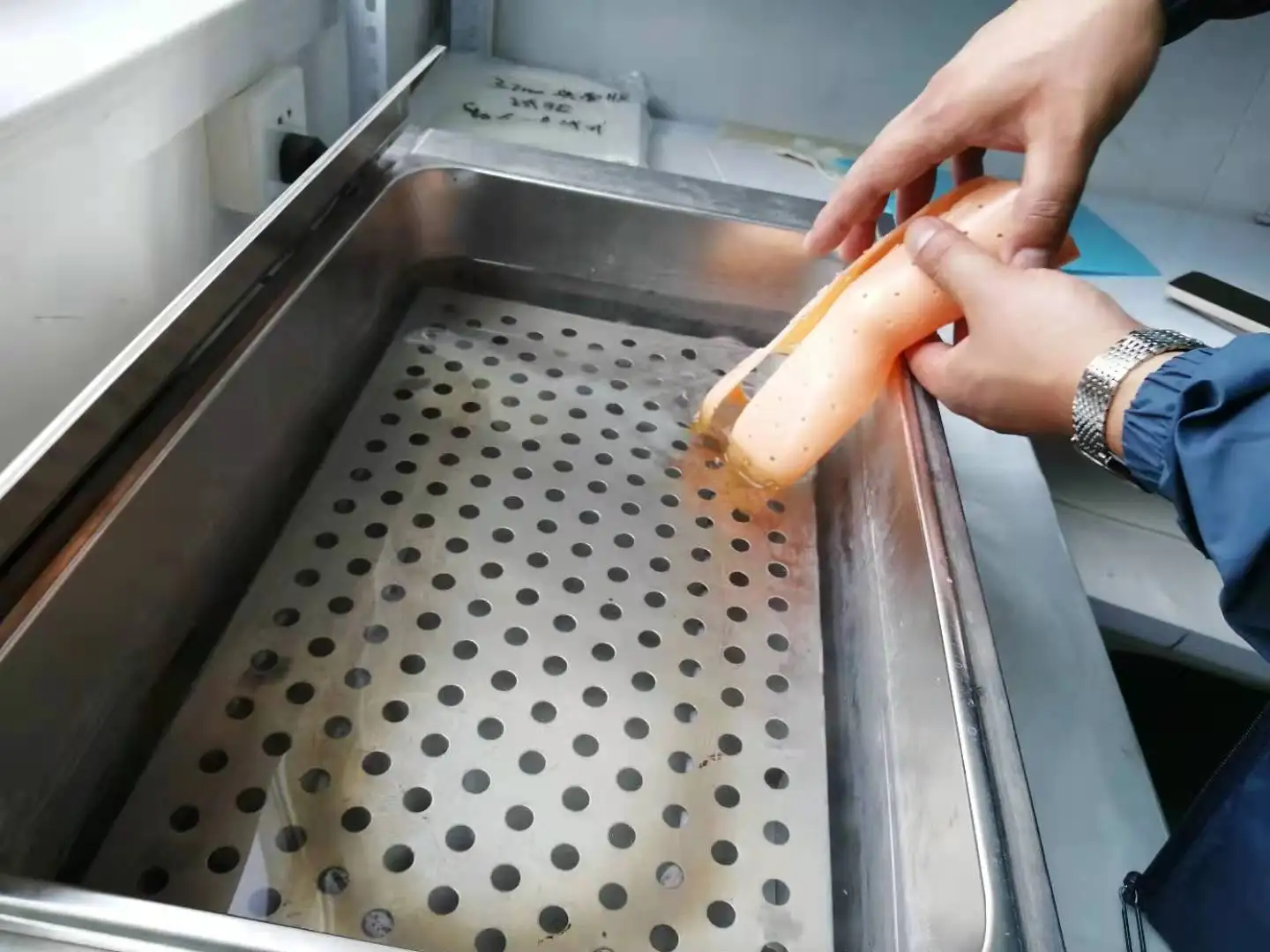 Aojianyi Manufacturer Direct Orthopedic Thermoplastic Splint Sheets Fracture Bone Orthosis Material