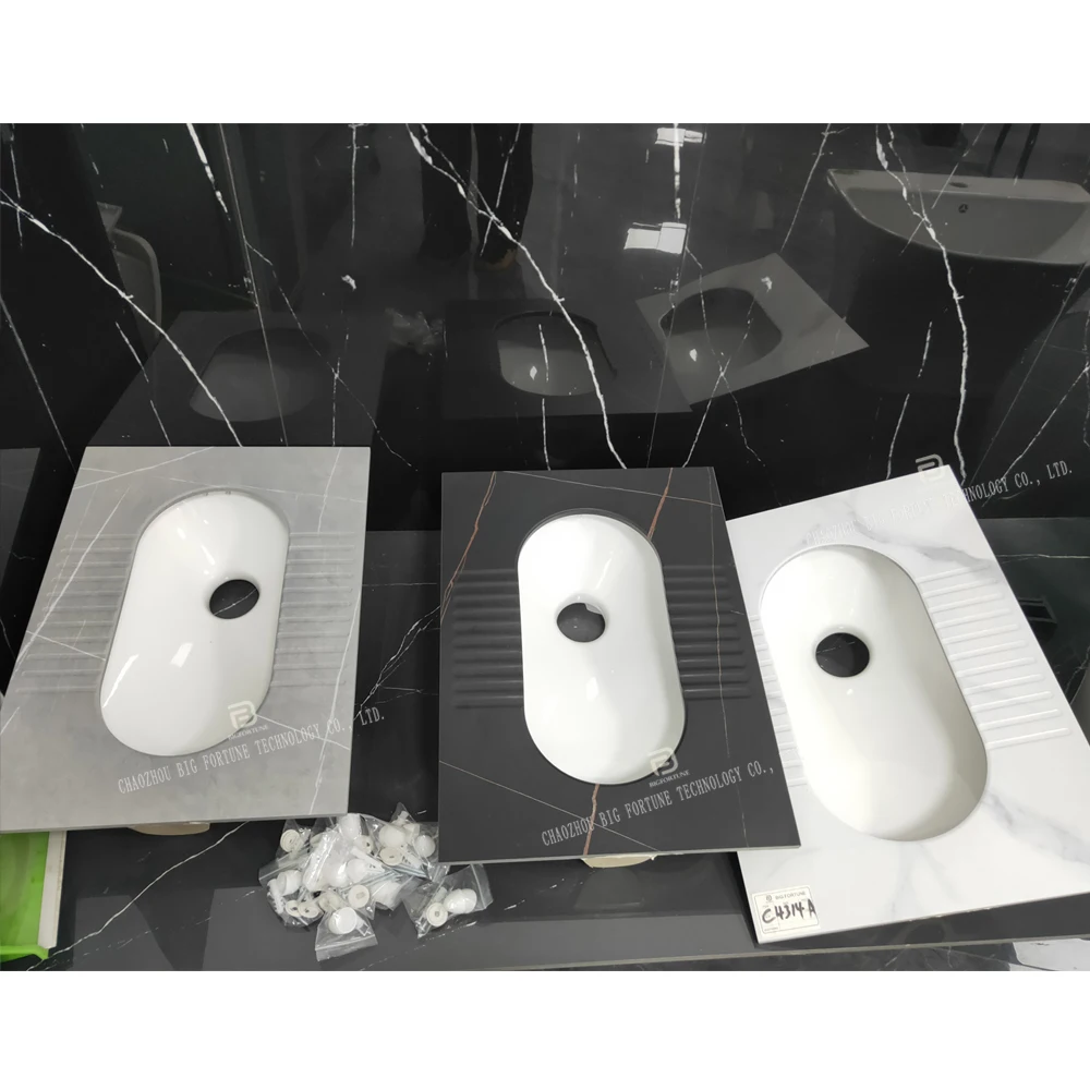 High quality wholesale sanitary ware squat toilet modern floor mounted toilet black squatting pan