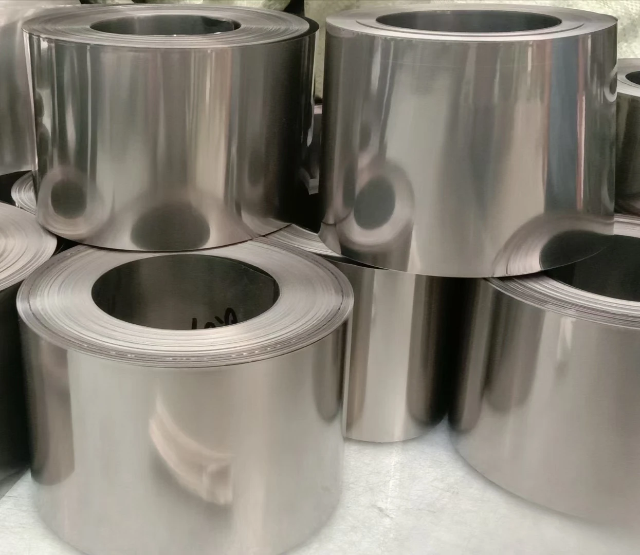 
Titanium foil is as thin as 0.02mm, all grades are cheap 