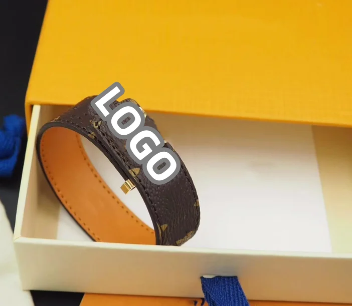 Wholesale Luxury Brand Designer Adjustable Monogram Bracelet Men Leather Letter V Slim Bracelet