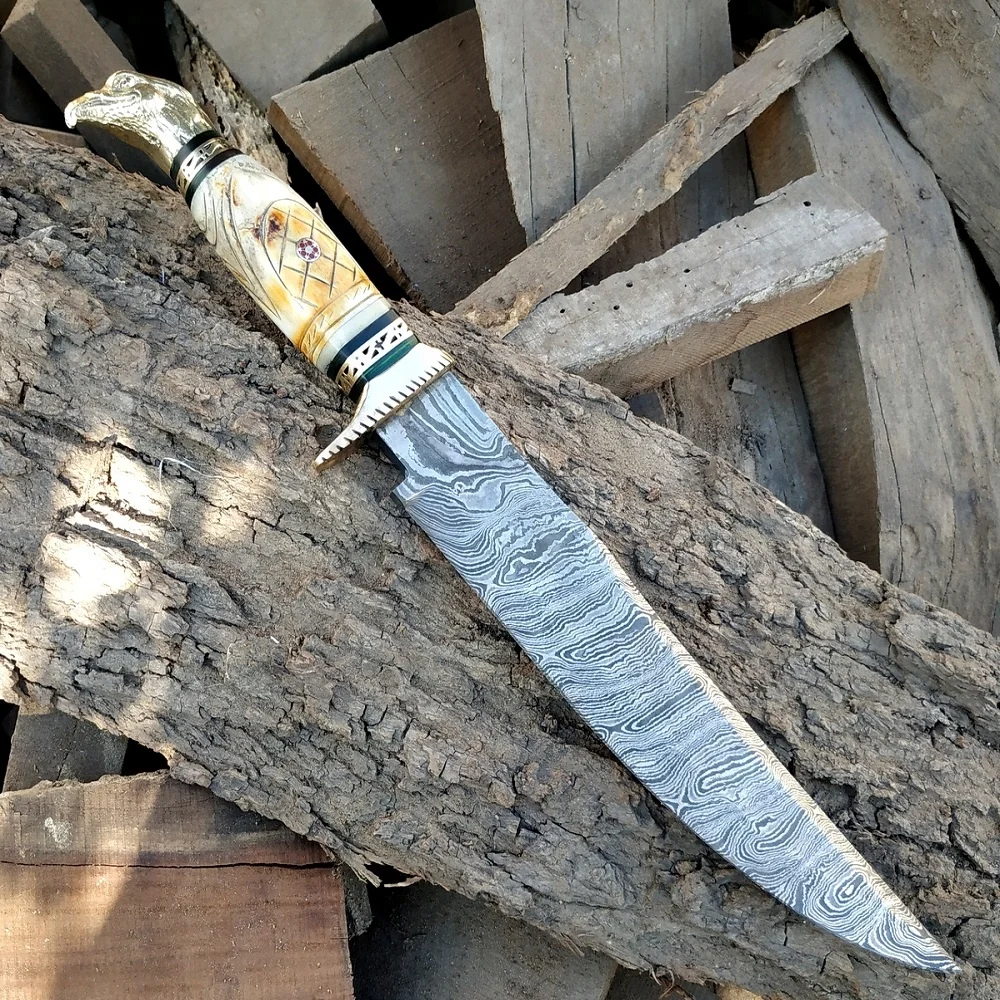 
DAMASCUS STEEL TWISTED PATTERN HUNTING BOWIE KNIFE WITH CAMEL BONE EAGLE SHAPED HANDLE 