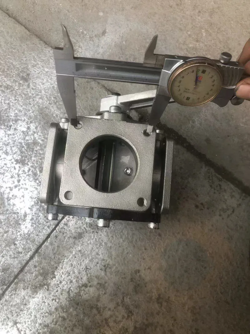 Suction trucks Suction trucks Drainage trucks Aluminum alloy four-way ball valve Conversion valve Suction and discharge valve