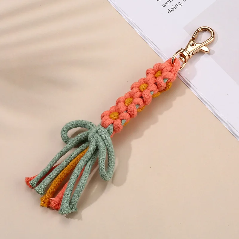 Creative Hand Woven Cotton Cord Keychain Sweet Daisy Flower Knitting Rope Keyring For Women Girls Charm Backpack Key Accessory