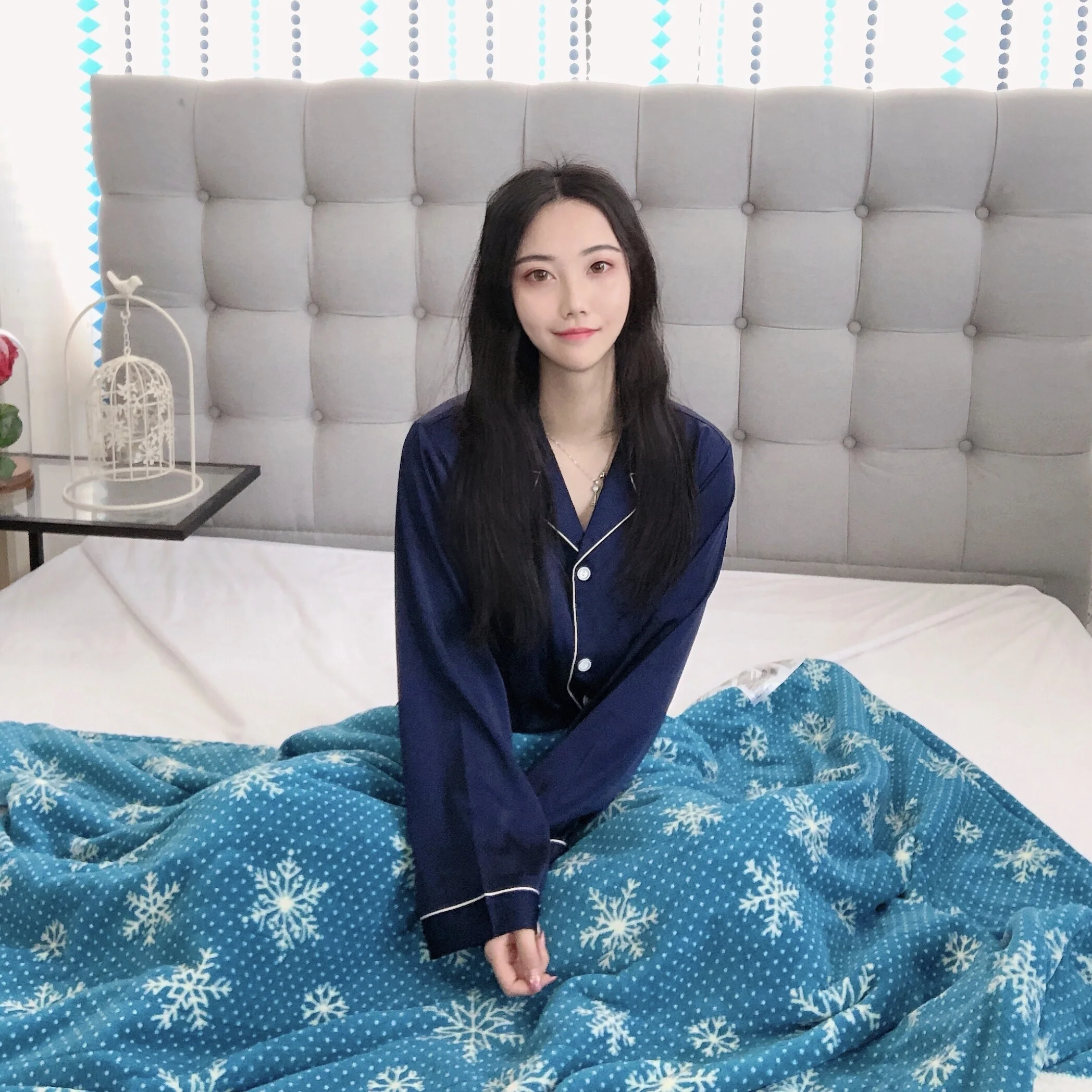 2021 New Design Rectangular Blue Snowflake Coral Fleece Electric Heating Blanket For Winter Amazon