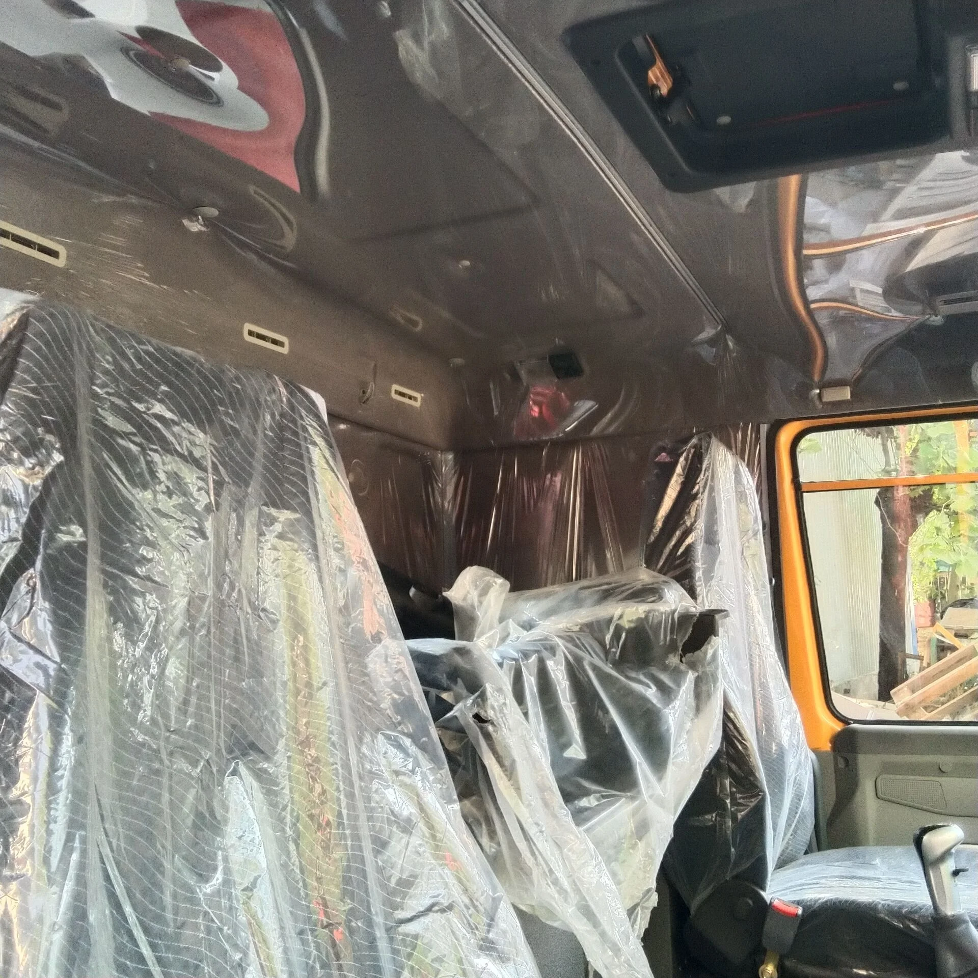 Export supply SINOTRUK HW76 cab HOWO Truck cabin