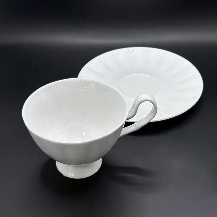 Porcelain espresso cup set design Arabic 6Pcs 90Ml espresso Ceramic Reusable Coffee Cups with Saucers Set