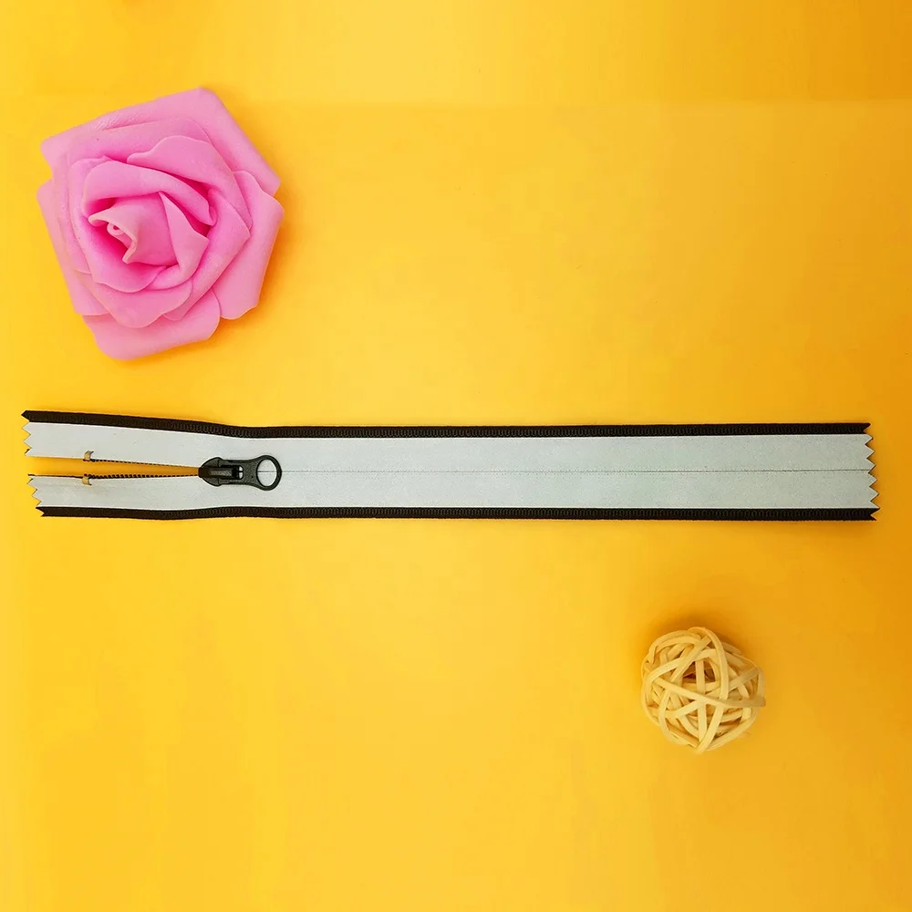 
Excellent Custom Shape Zipper Reflective Strip Waterproof Zipper For Mountaineering Suit 