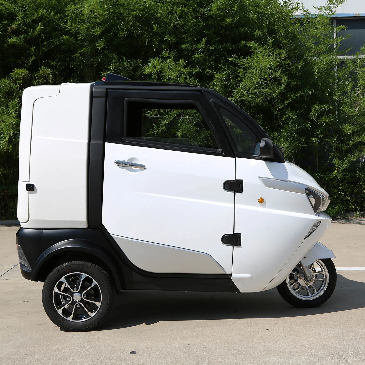 3 Wheel Electric Scooter Tricycle Food Truck