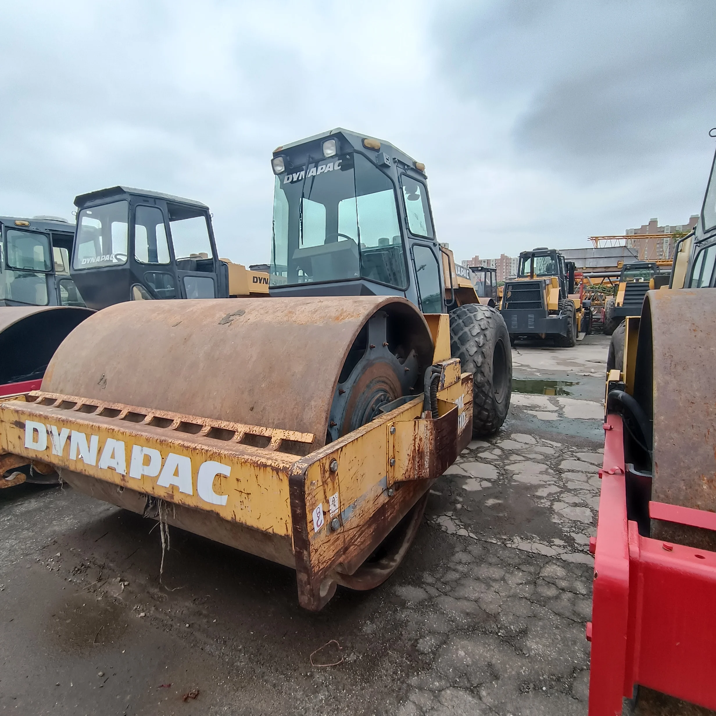 Industrial compactor machine ca301d 11-15  ton hydraulic vibrating road roller price for sale