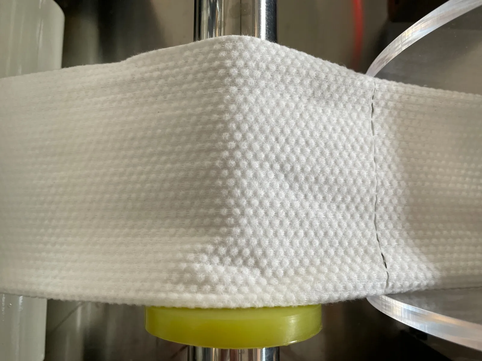 Factory Hot sales high-quality Cotton Pad Make up Rolled Face Cleaning Tissue Towel Winding Making Machine