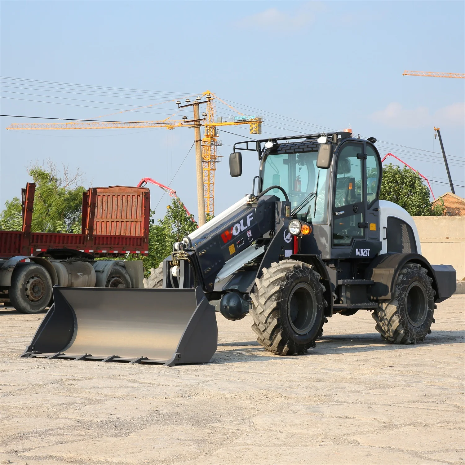 China wolf 2.5Ton Mini Small Compact Telescopic Loader Telehandler