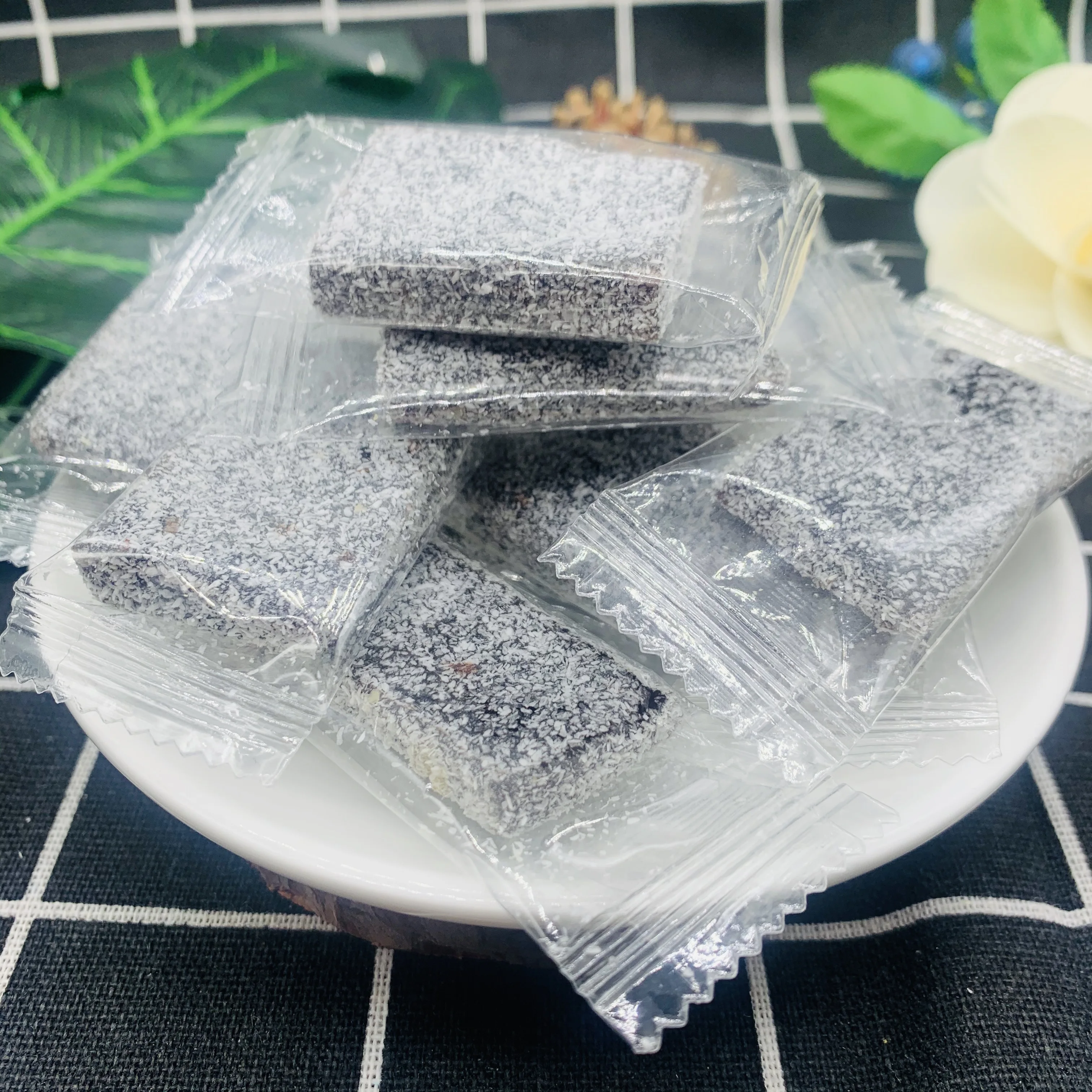 
Traditional pastry wholesale soft cakes office snacks Mulberry Soft Candy 