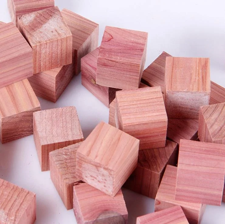 Hot sale Red Cedar wood accessories  audit Cedar Cubes