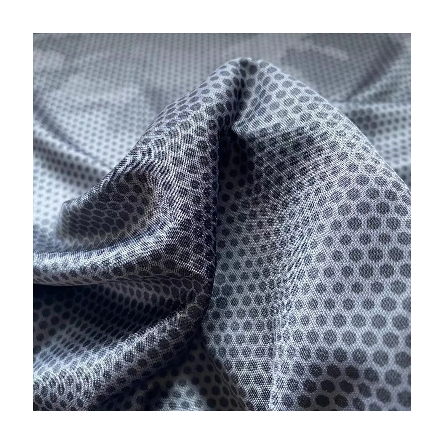 White Interlock Plain Knitted 75d 100% Polyester Jersey Flat Fabric For T-shirt Sports Wear Sublimation Transfer Printing
