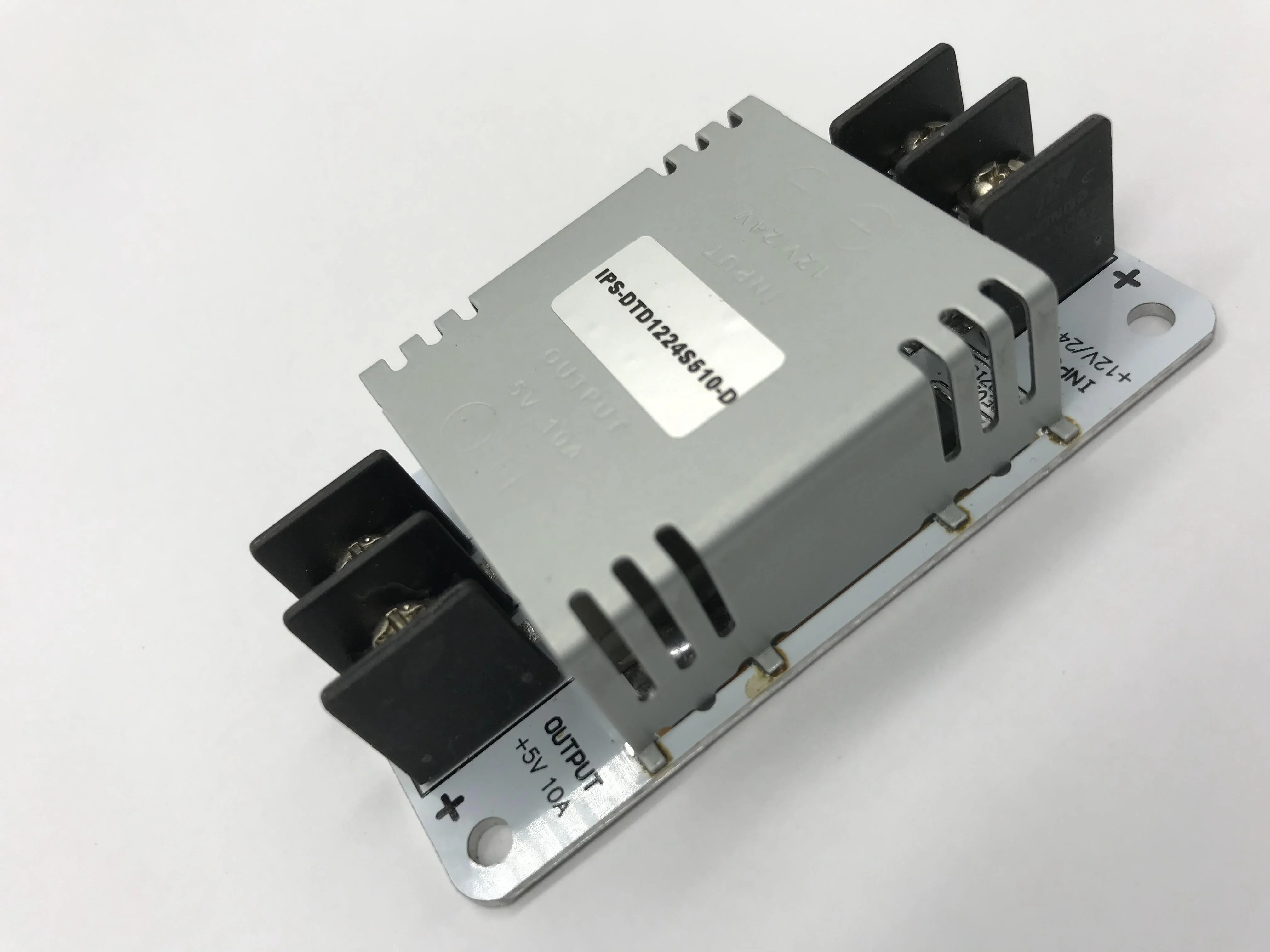  Водонепроницаемый понижающий модуль 12/24v to 5v 10A Вт конвертер постоянного/переменного