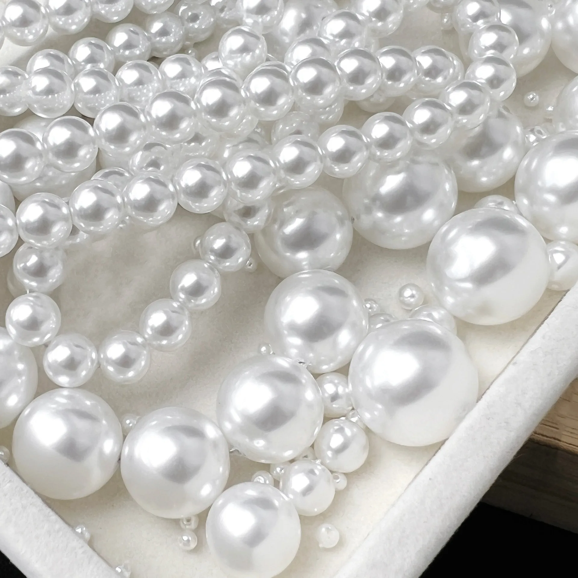 High Quality 3-10mm Crystal Pearls Hot Sale Wholesale Bulk Round Glass Pearls for Jewelry Making