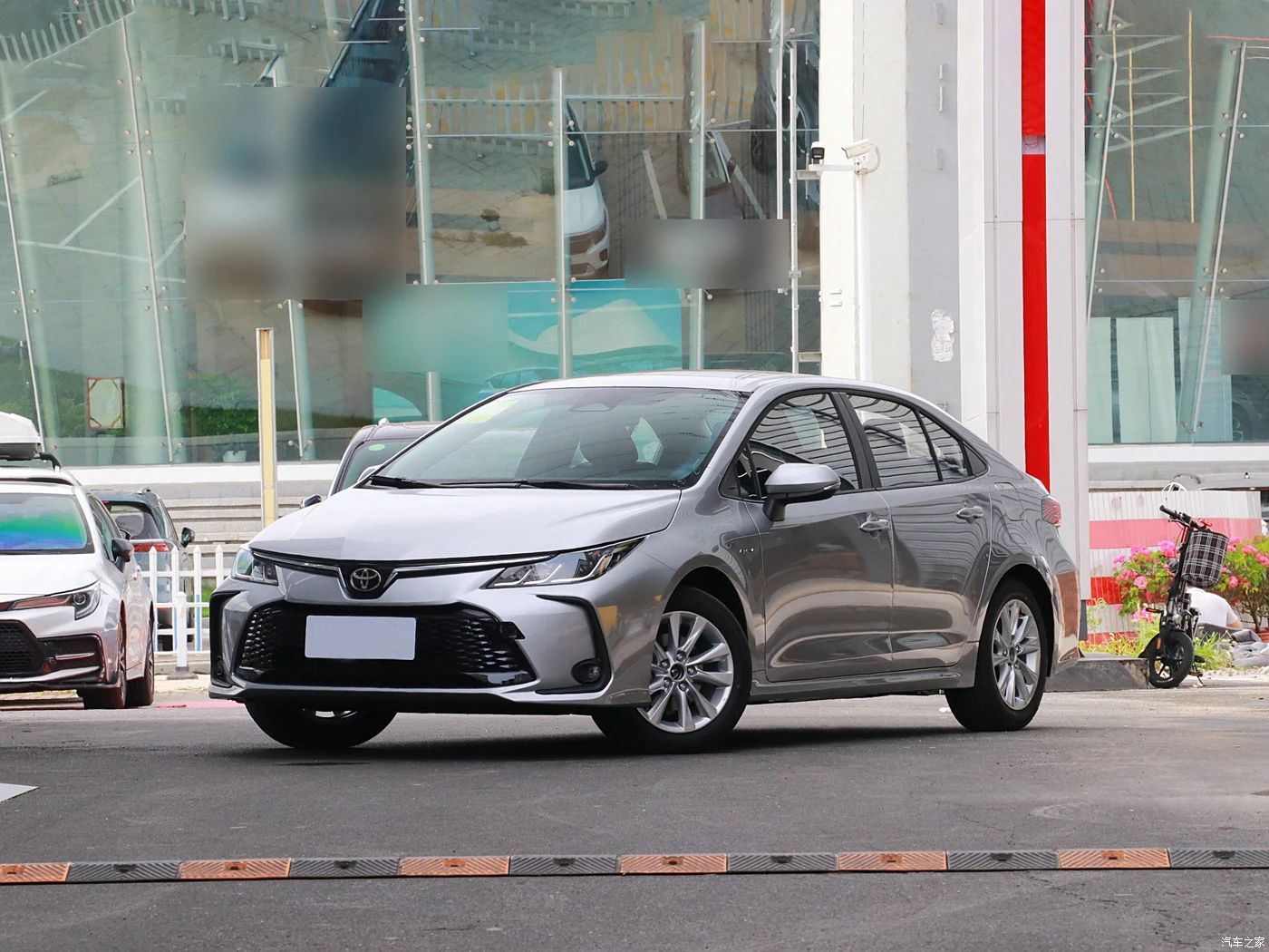 2024 Toyota Corolla FWD автоматический турбомотор 2022-2023 б/у 1 2 т 2.0L R15 Размер шины кожаные сиденья задняя камера