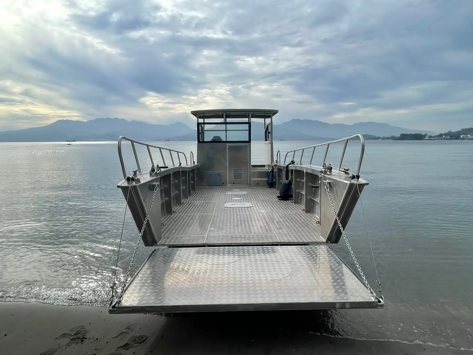 Китайские лодки алюминиевая посадочная площадка-10 м/30 футов грузовая Лодка Грузовик с грузоподъемностью 5 тонн пассажирский корабль