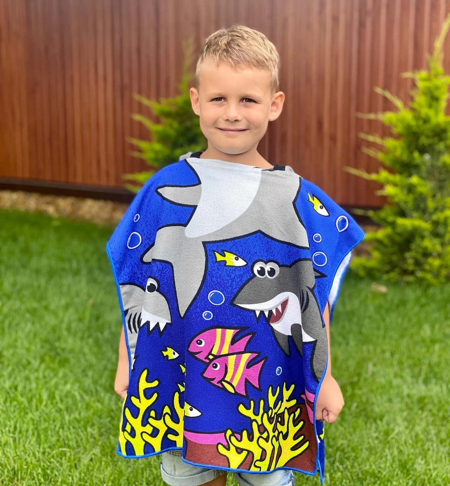 Children Hooded  Quick Dry Kids Poncho Towel Recycled Fabric Printed Pattern