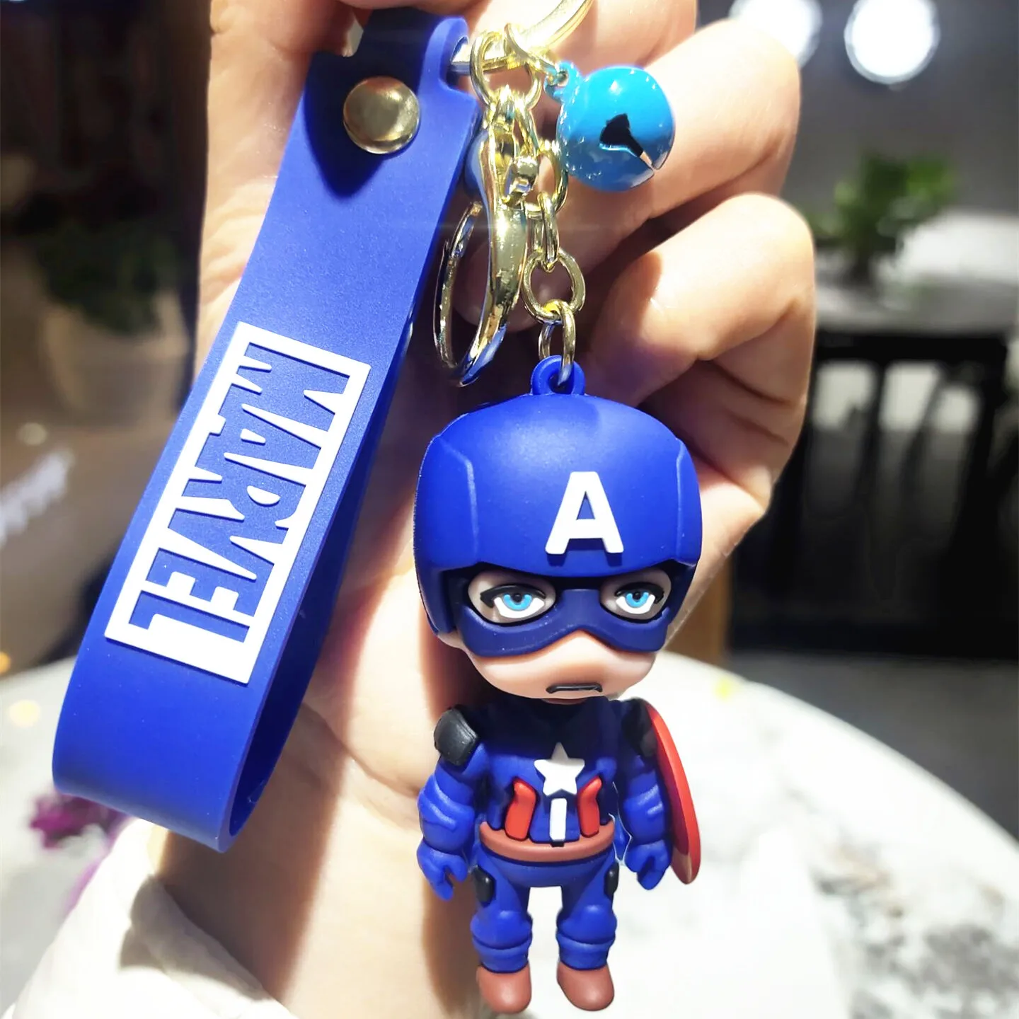2024  New cartoon The Avengers doll keychain creative car keychain captain Hulk bag pendant