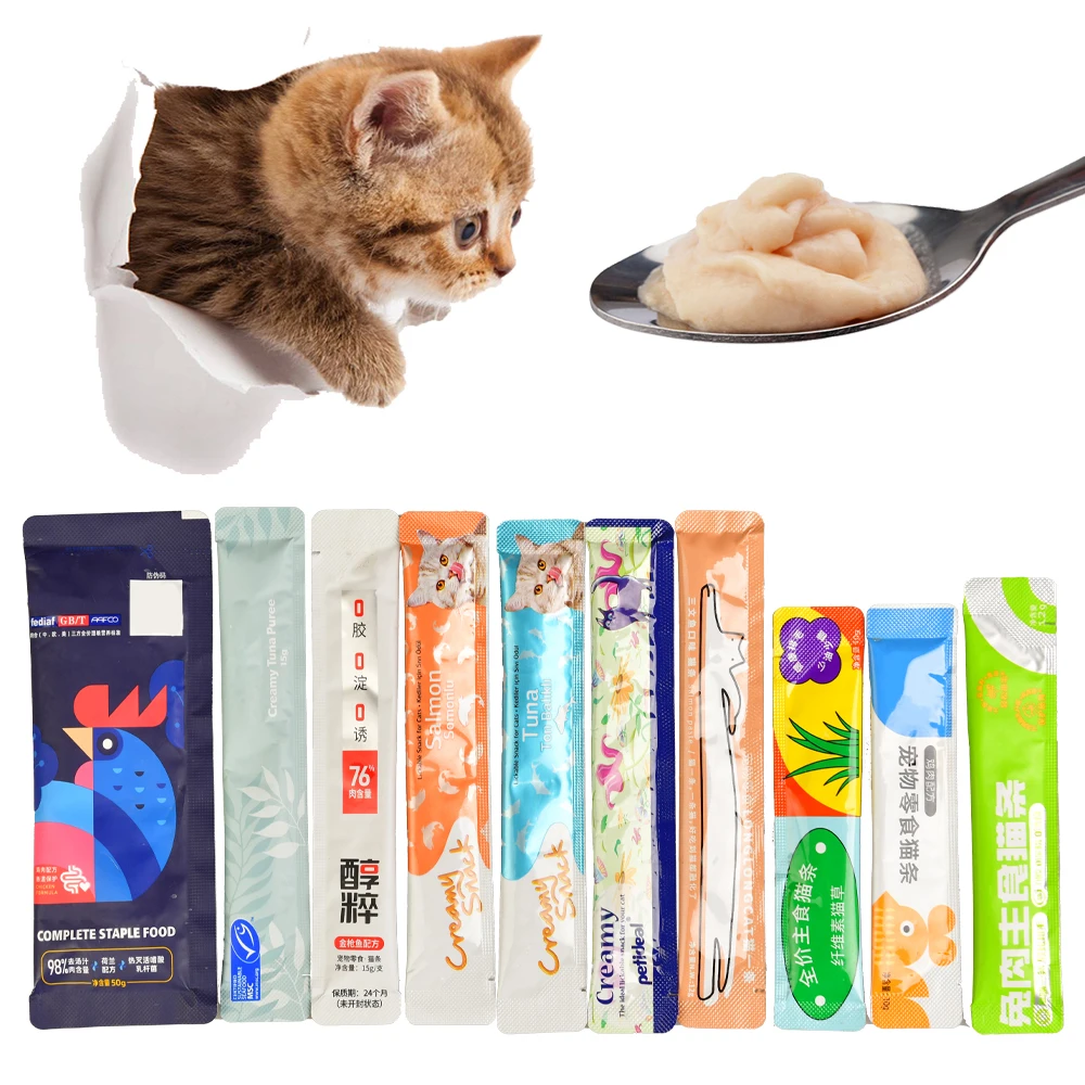 OEM Salmon Tuna Chicken Flavor squeezable pet treats cat creamy snacks cat bar 15g lickable treats cat treats