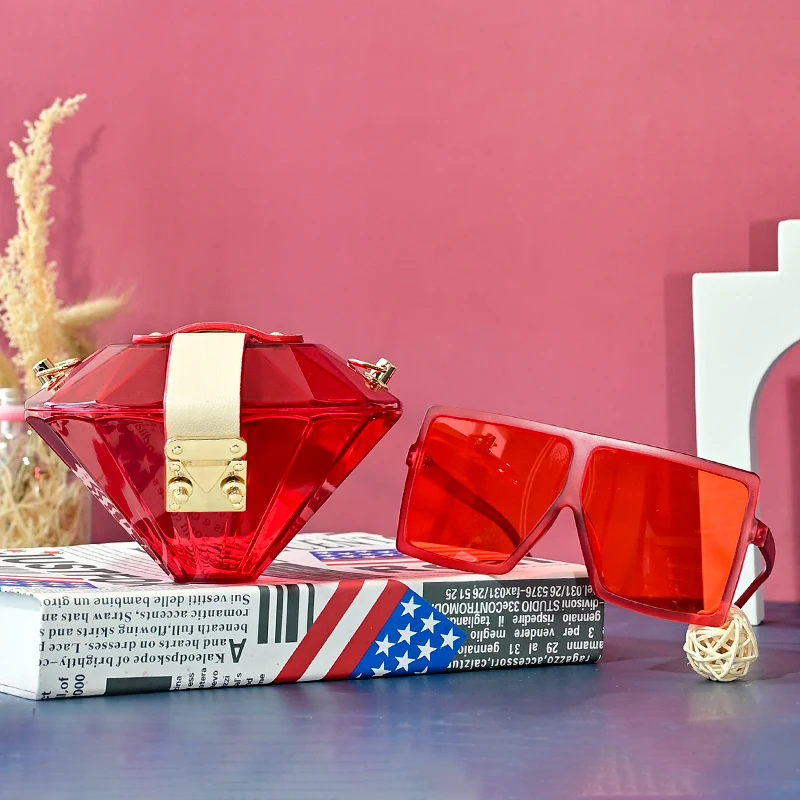 
Clutch Chain Diamond Women New 2021 Name Encrusted Hand Bags Acryl Box Candy Bar Cluch Clear Acrylic Bag 