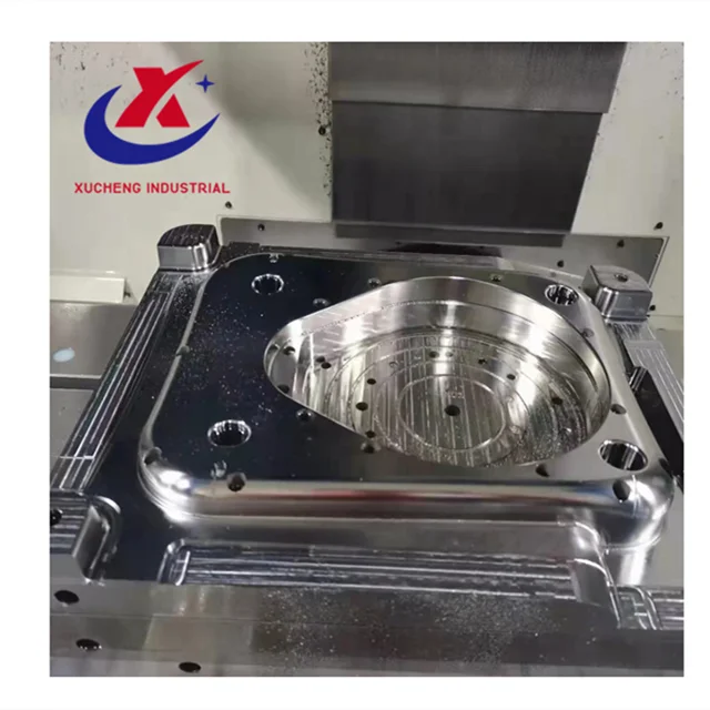 China plastic injection molding service supplier with tooling shop
