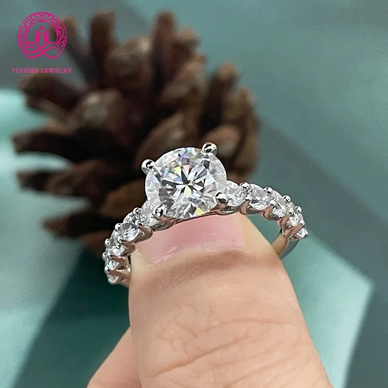 Light Luxury 4 claws women jewelry GRA certificate round 2 carat real white gold 18K 14K moissnaite ring for wedding engagement