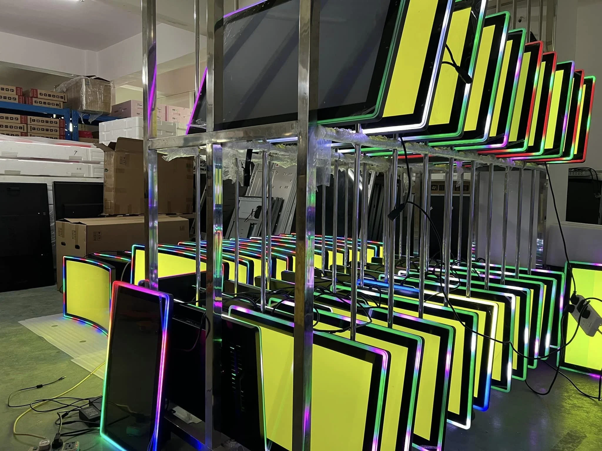 10.1-17-19-22-23.6-27-32-43 Inch Capacitive 3M ELO Touch Screen Monitor With LED Lights Factory Price For Sale